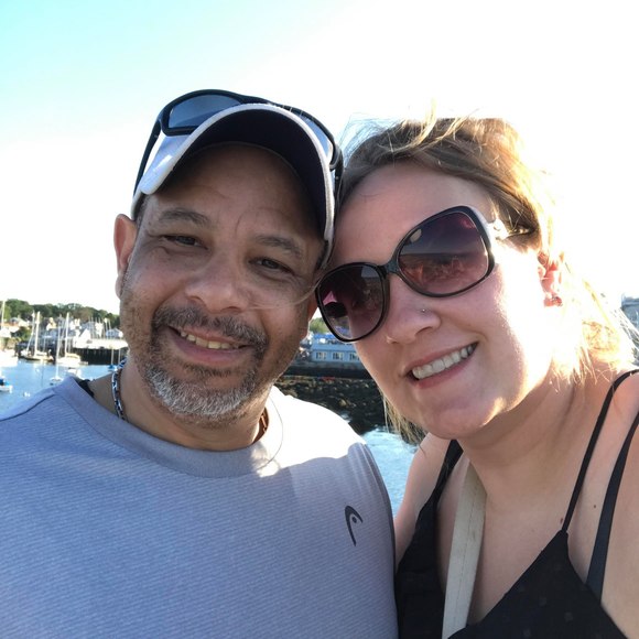 Profile Picture of Lydia Thyng (@lydiathyng) on Poshmark