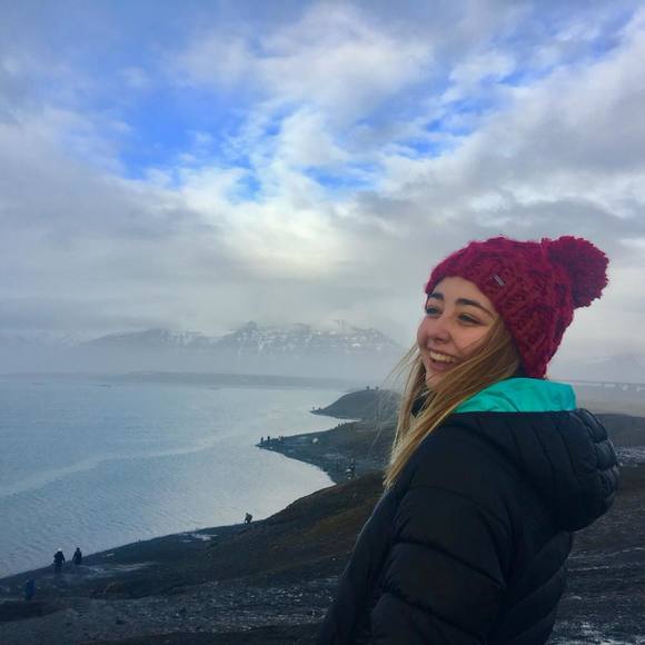 Profile Picture of Maja Syska (@majaaalex) on Poshmark