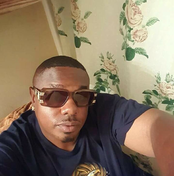 Profile Picture of Chris Silmon (@silmon_10) on Poshmark