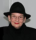 Profile Picture of Nan Hooveron Wikipedia