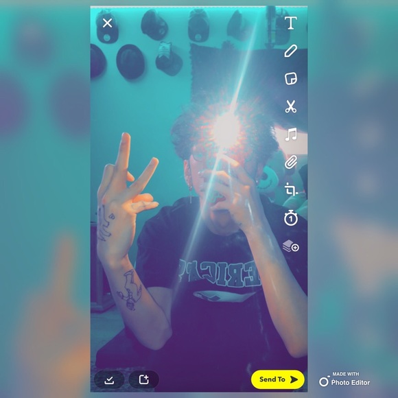 Profile Picture of David Solis (@davidsolis800) on Poshmark