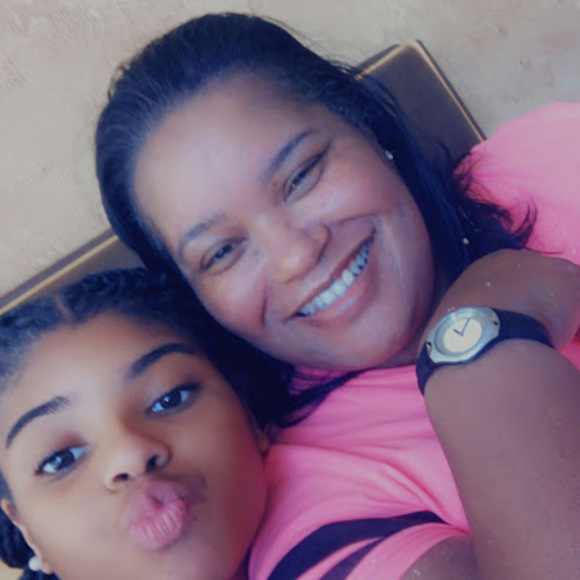 Profile Picture of Tori Cannon (@tlcannon9) on Poshmark