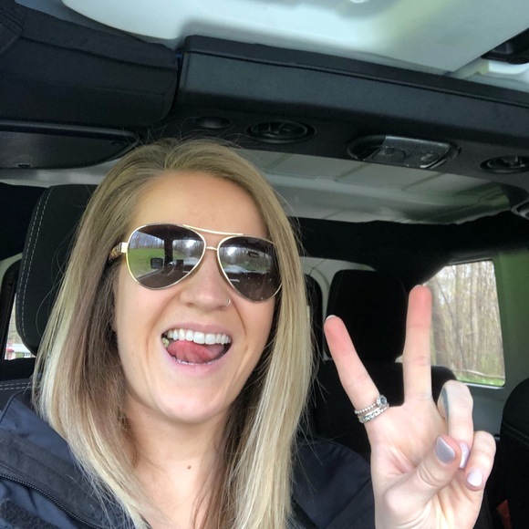 Profile Picture of Kimberly Orton (@korton2013) on Poshmark