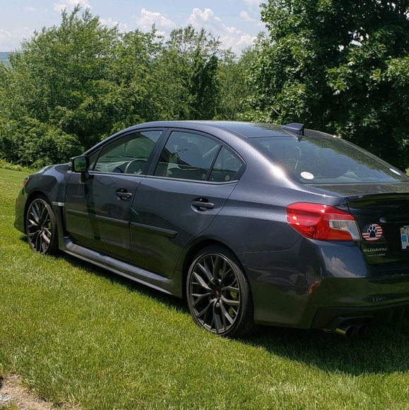 Profile Picture of Tony Doggett (@td100) on Poshmark