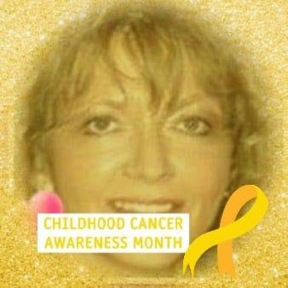 Profile Picture of Tracie Crewdson (@traciecrewdson) on Poshmark