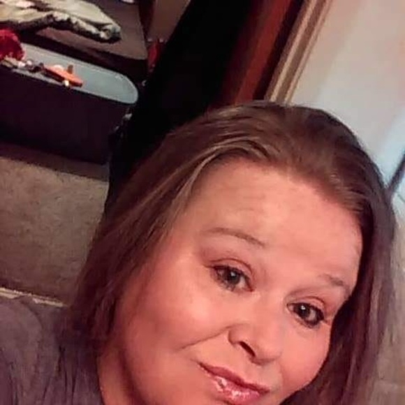 Profile Picture of Misty Fowler (@maeshowers2011) on Poshmark