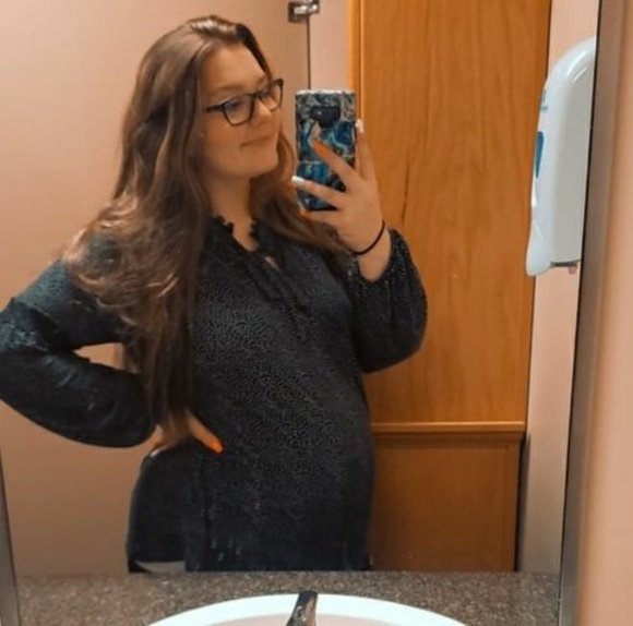 Profile Picture of Caitlin Hutcheson (@caityhutch151) on Poshmark