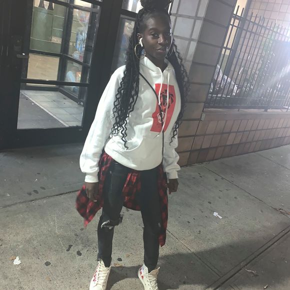 Profile Picture of Deidre Leacock (@deidre12) on Poshmark