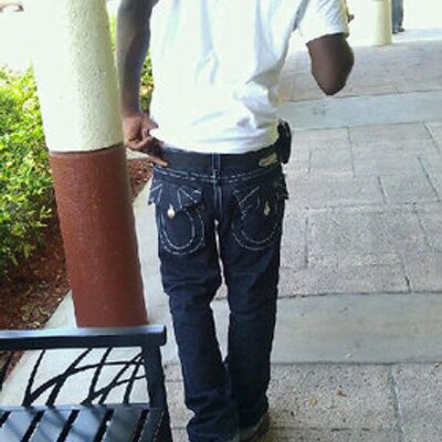 Profile Picture of Marcus Burch (@IamSefMadeRevis) on Twitter