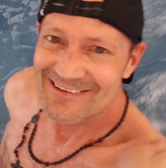 Profile Picture of Craig Laxton (@craiglaxton30) on Poshmark