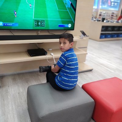 Profile Picture of Alexander Lemos (@Alexand39521947) on Twitter