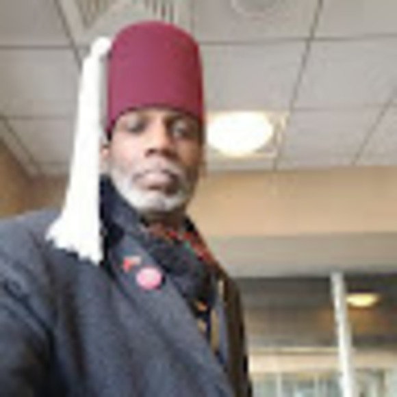 Profile Picture of James E bey (@moorbeyj58) on Poshmark