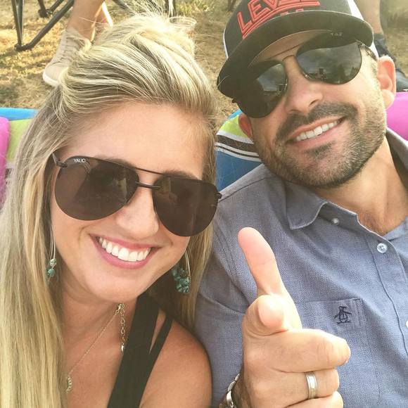 Profile Picture of Janet Cotton (@jcotton25) on Poshmark