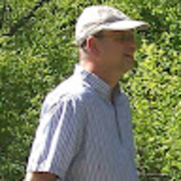 Profile Picture of Arlo Hulick (@teddyboy62) on Poshmark