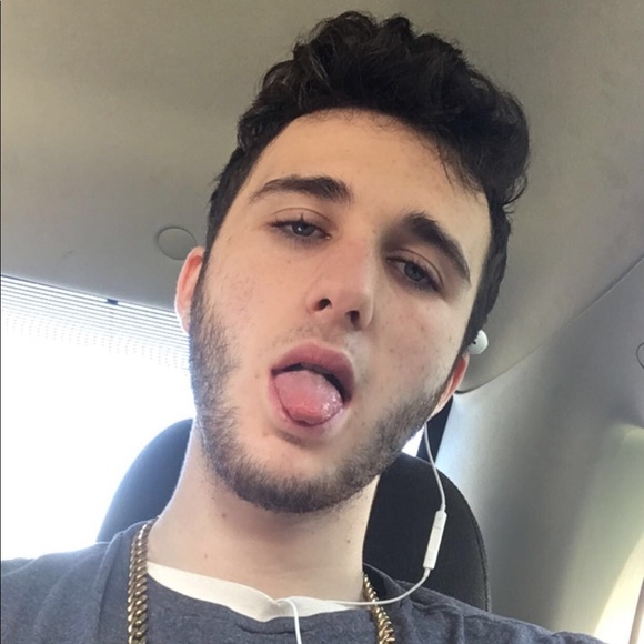 Profile Picture of Caleb Joshua (@chasmv2) on Poshmark