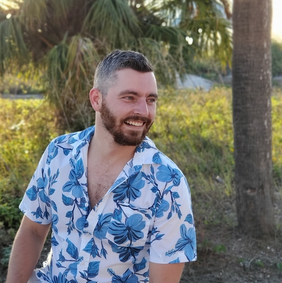 Profile Picture of Austin Dean (@adean9513) on Poshmark