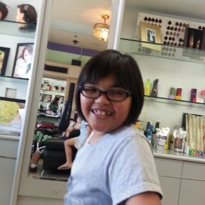 Profile Picture of Craig And Celine (@SmallDelaCruz) on Twitter