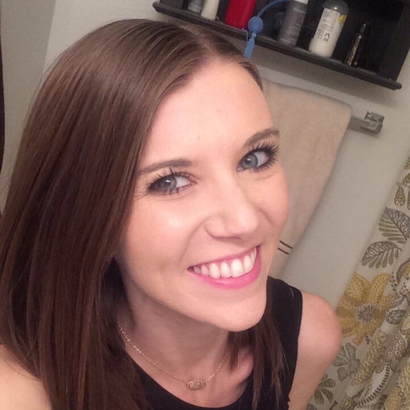 Profile Picture of Brittany Railey (@raileyb) on Poshmark