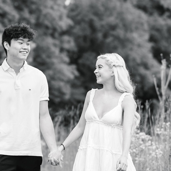 Profile Picture of Lindsay Orecchio (@lindsayorecchio) on Poshmark