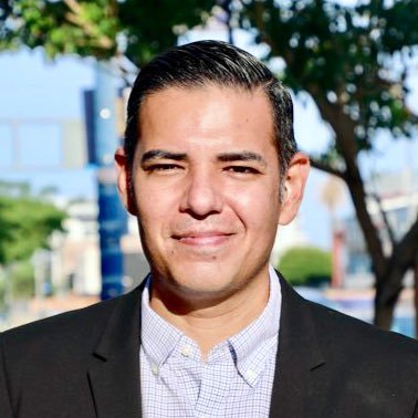 Profile Picture of Robert Garcia (@RobertGarciaLB) on Twitter