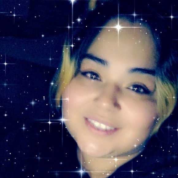 Profile Picture of Jasmine Jacobo (@jasmine_jacobo) on Poshmark