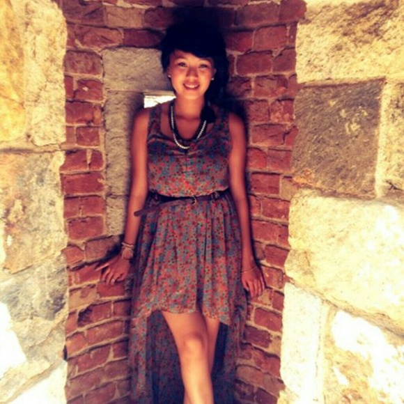 Profile Picture of Nancy Lo (@nancylo1) on Poshmark