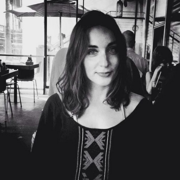 Profile Picture of Celia Gellert (@ciceee) on Poshmark