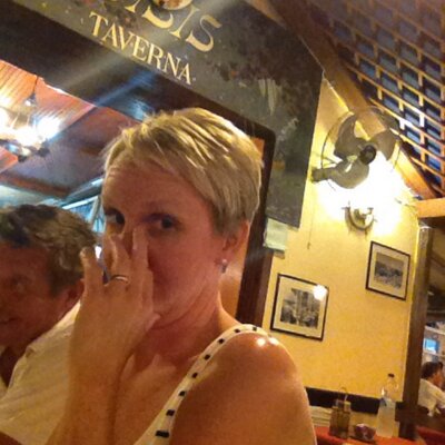 Profile Picture of Julie Fox (@Foxy_Jules) on Twitter