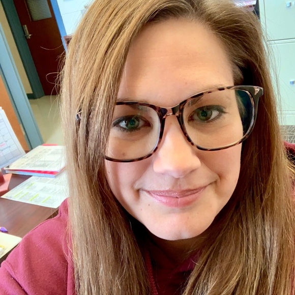 Amanda Stanbery - Poshmark Profile Picture of Amanda Stanbery (@agwodke) on Poshmark