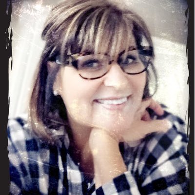 Profile Picture of Marlene Springer (@penandinky) on Twitter