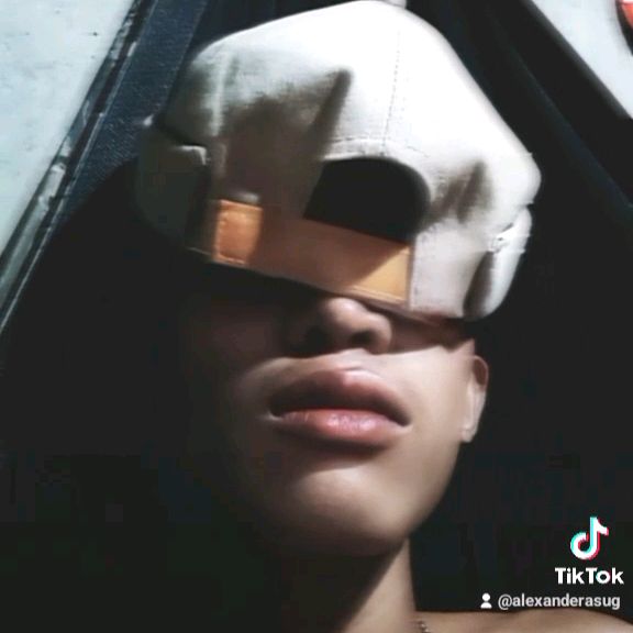 Profile Picture of lexuz zzzzzz (@alexanderasug) on Tiktok