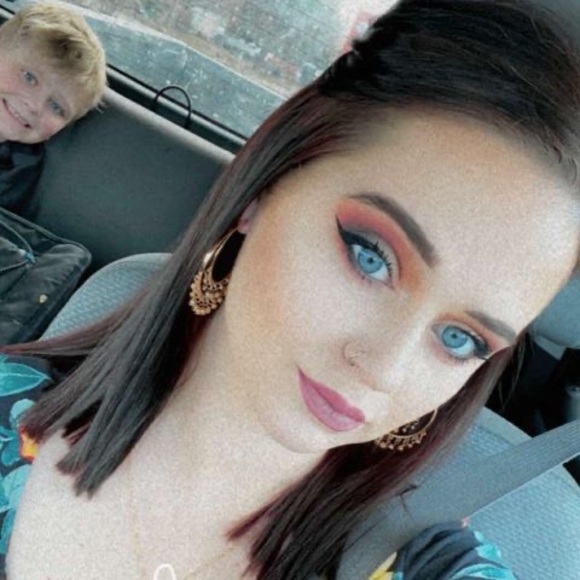Profile Picture of Jessica Mock (@jessicamock224) on Poshmark