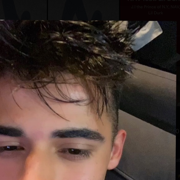 Profile Picture of Alexander Garcia (@alexandergar827) on Poshmark