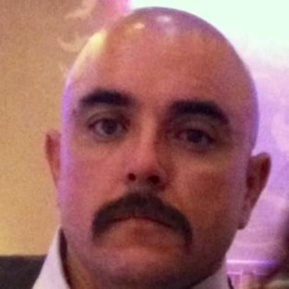 Profile Picture of Frank Lara (@fjl7013) on Poshmark