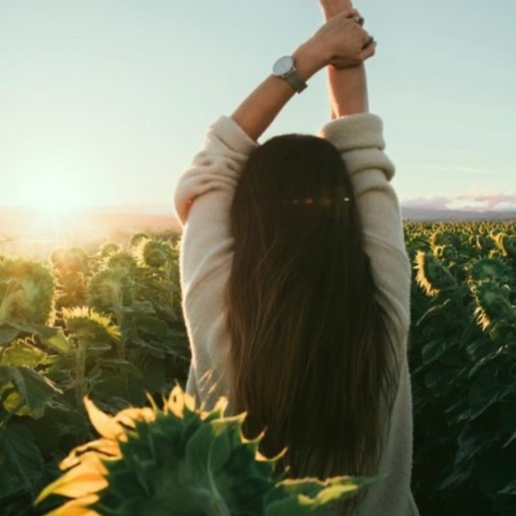 Aisha Rajput - Poshmark Profile Picture of Aisha Rajput (@emarana261) on Poshmark