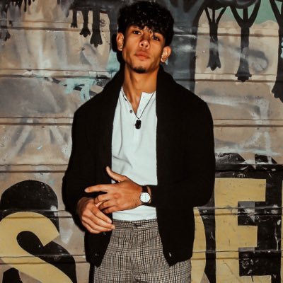 Profile Picture of Julian (@JMontes23_) on Twitter