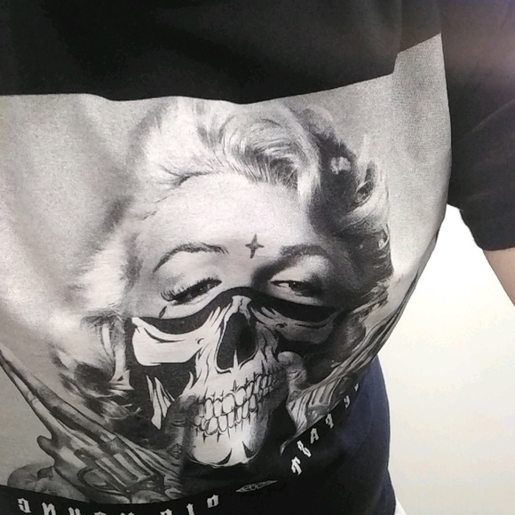 Profile Picture of Nate Belitz (@natebelitz17) on Poshmark