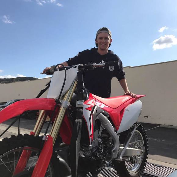 Profile Picture of Parker Beswick (@hondarider498) on Poshmark