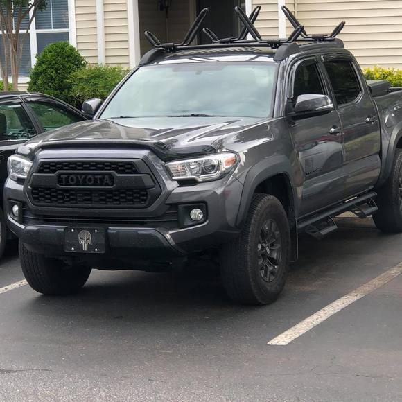 Profile Picture of Jeffrey Zimmerman (@zimmerman327) on Poshmark