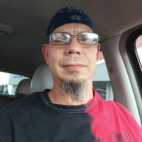 Profile Picture of Harland Gothe (@bodhi_1818) on Poshmark