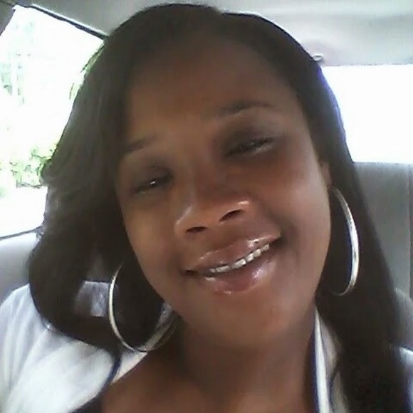 Profile Picture of Ava Otey (@avaotey78) on Poshmark