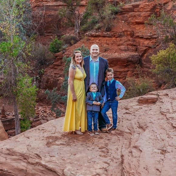 Profile Picture of Andrea Pringle (@andreapringle) on Poshmark