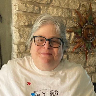 Profile Picture of Robin Deaton (@RLL1978) on Twitter