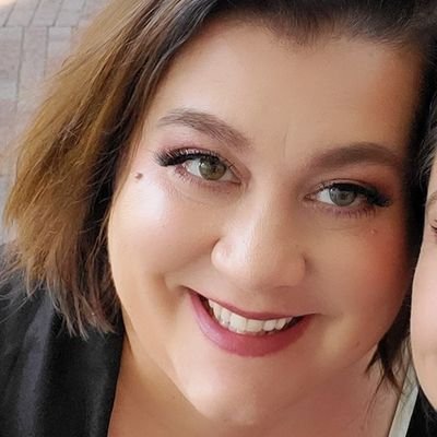 Profile Picture of Kathleen Horton (@Kat_n_NC) on Twitter