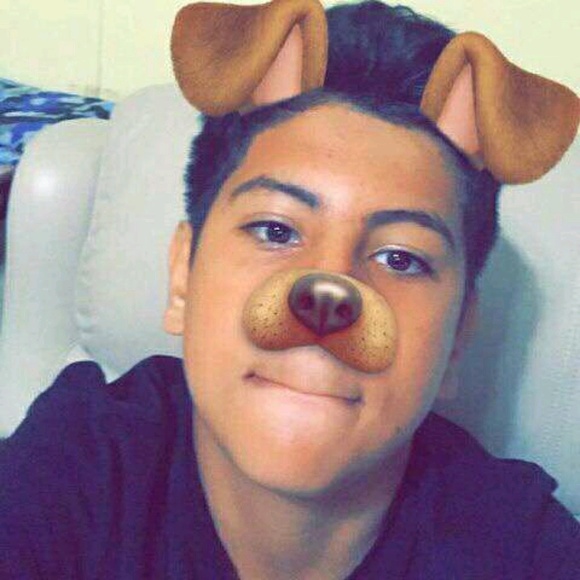 Profile Picture of Erik Reyes (@lil_mexico123) on Poshmark