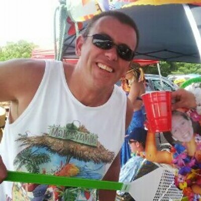 Profile Picture of Dave Martinelli (@dave0268) on Twitter
