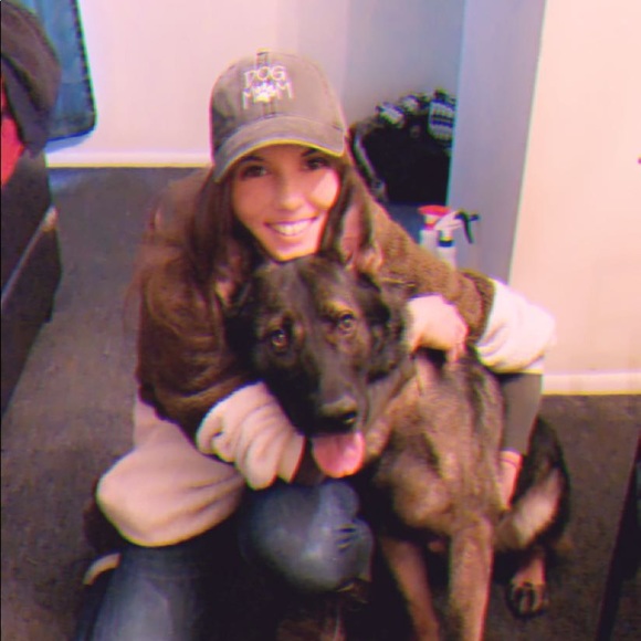 Monica Smith - Poshmark Profile Picture of Monica Smith (@monicasmith362) on Poshmark