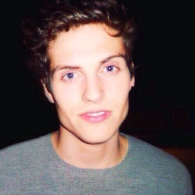 Profile Picture of Hardin Scott (@SharmanDaddario) on Twitter