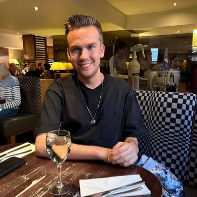 Profile Picture of James (@jamesverige) on Twitter