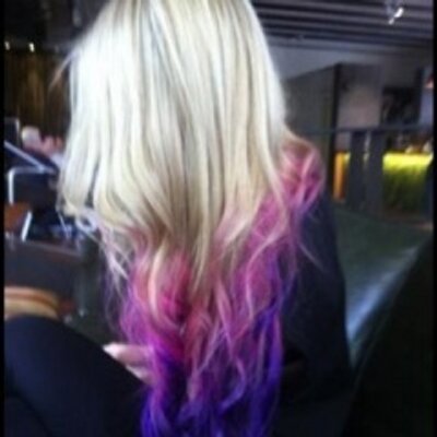 Profile Picture of Dayna Carlson (@daynaufhry) on Twitter